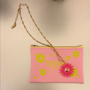 Tova Neon Pink Flower Pendant Necklace